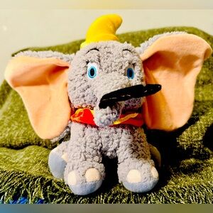 Dumbo with Feather Bean Bag Plush Disney Parks vintage